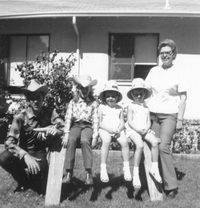 1965 Girls+Hugh+Lois.jpg - Rodeo time 1965 with the Walkers